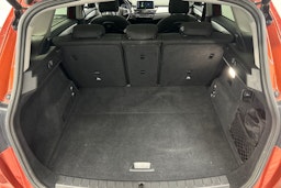 oranssi BMW 225 2019 kuva 16.