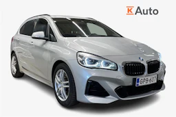 Harmaa BMW 225 2019 kuva 1.