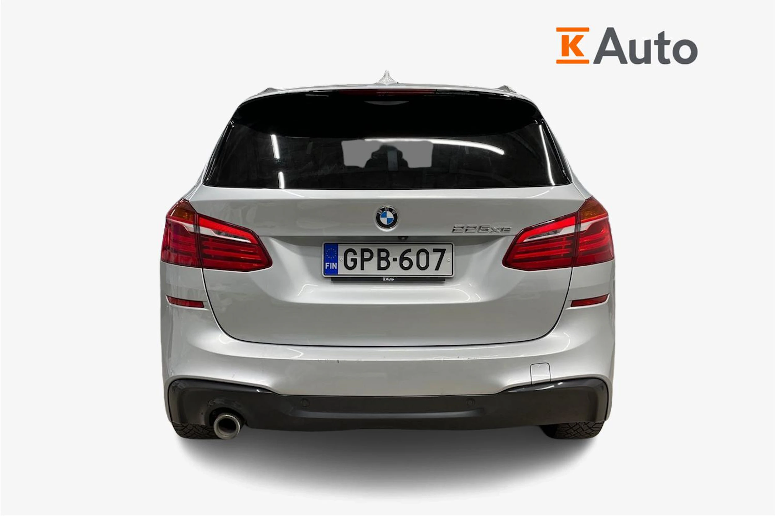Harmaa BMW 225 2019 kuva 4.