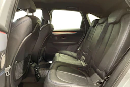 Harmaa BMW 225 2019 kuva 11.