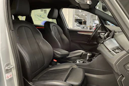 Harmaa BMW 225 2019 kuva 28.