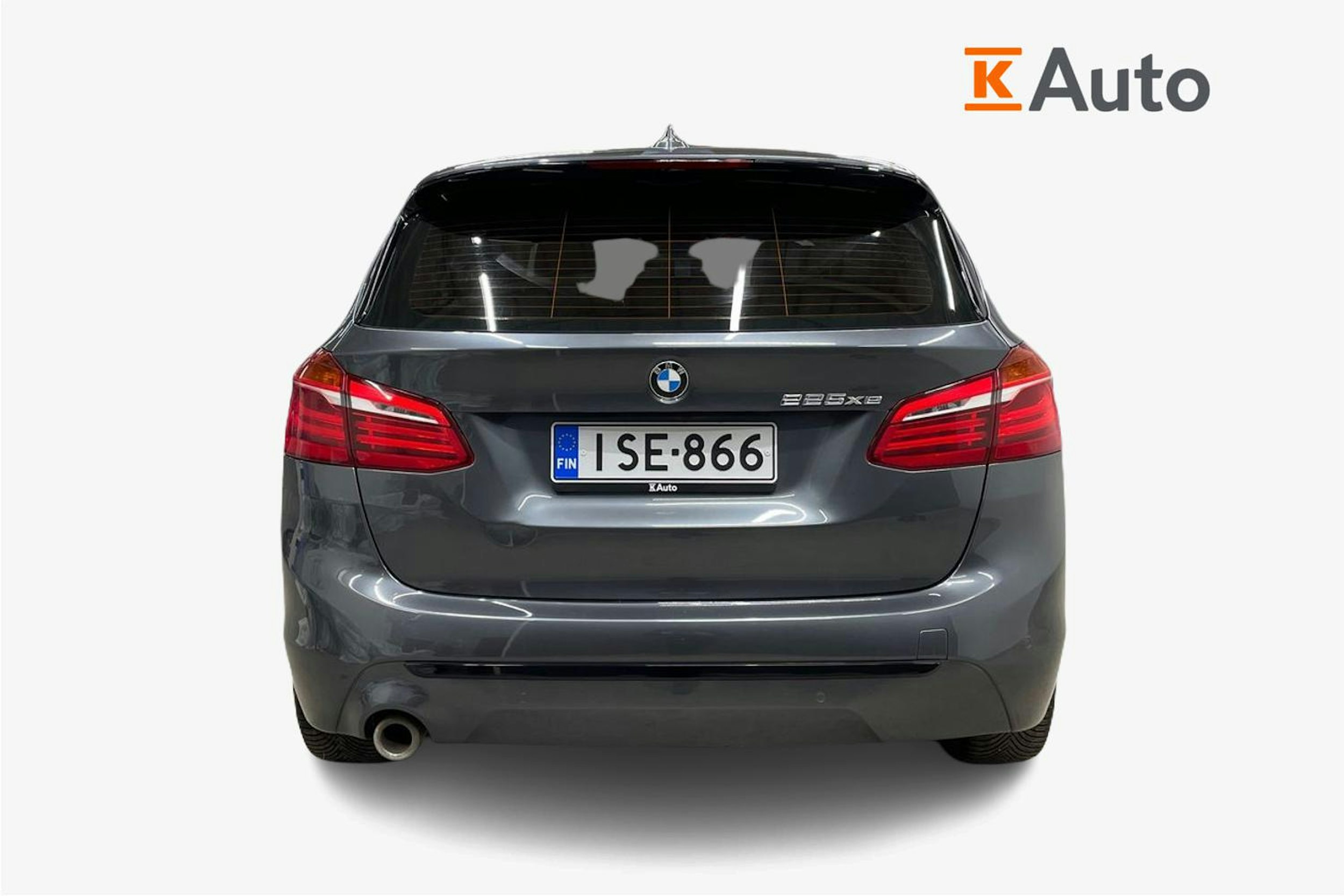 harmaa BMW 225 2019 kuva 3.