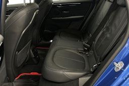 sininen BMW 225 2020 kuva 10.