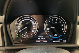 musta BMW 225 2019 kuva 18.