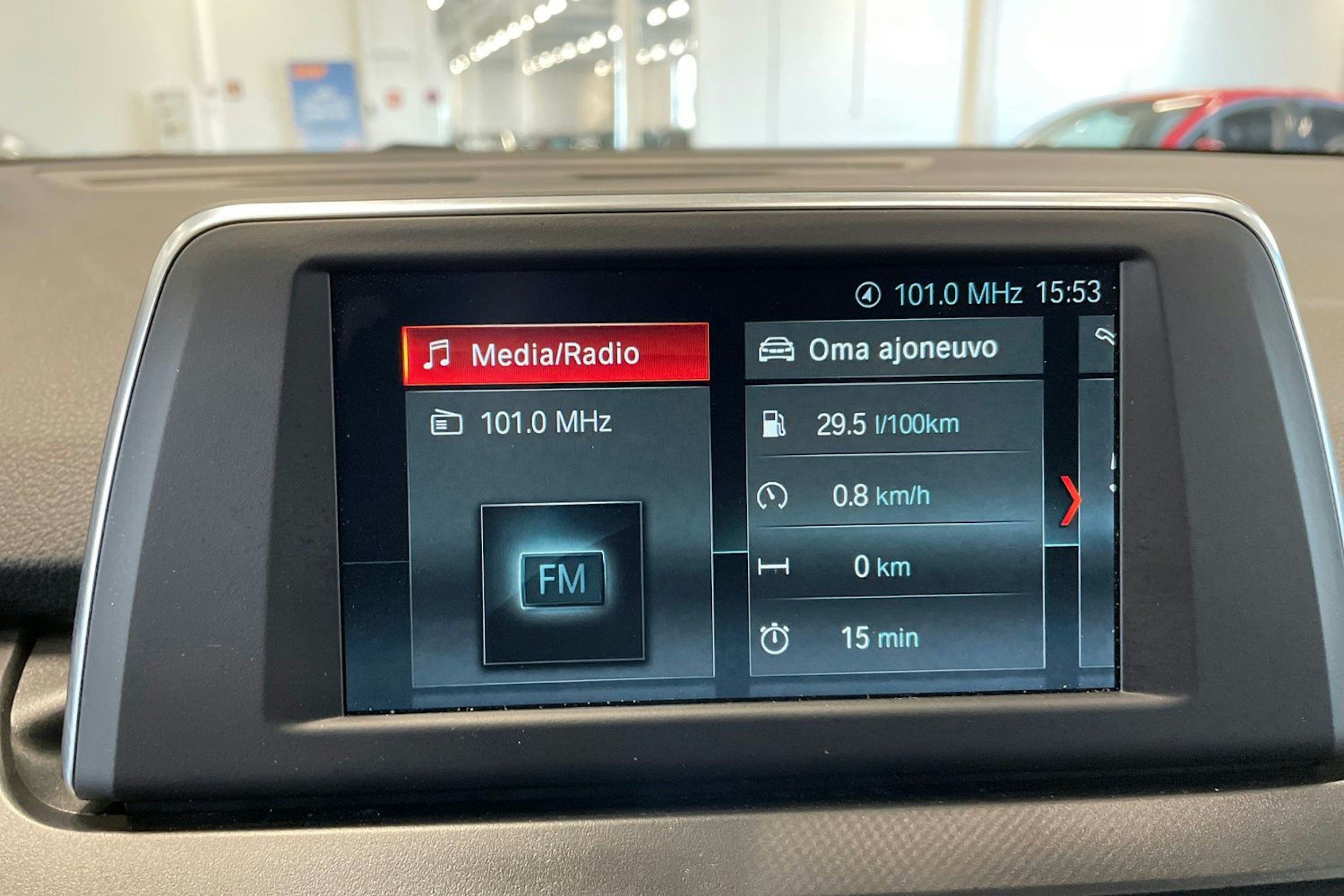musta BMW 225 2019 kuva 21.