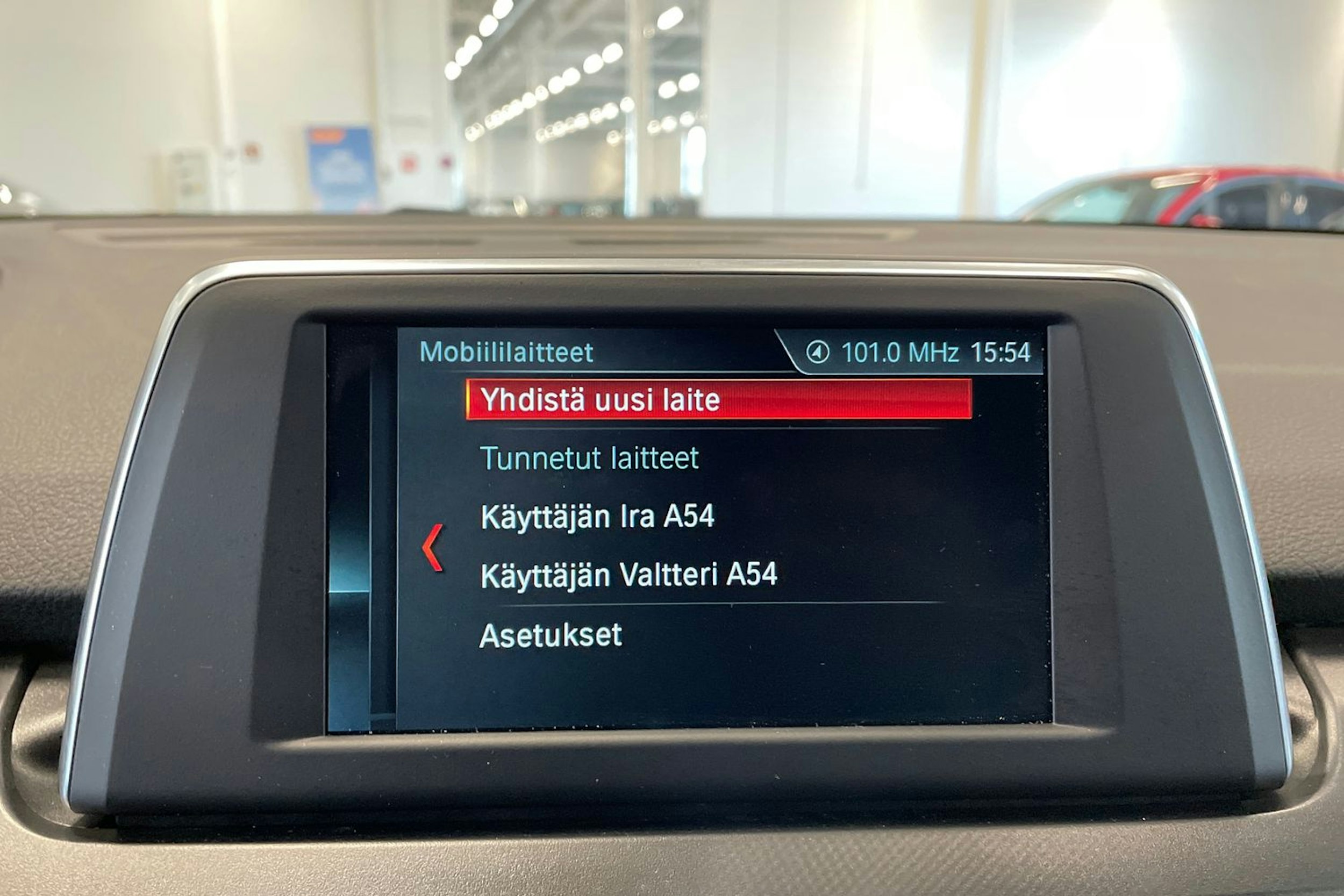 musta BMW 225 2019 kuva 24.