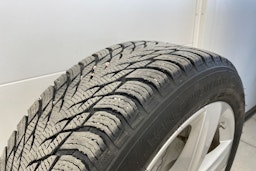 sininen BMW 225 2020 kuva 32.