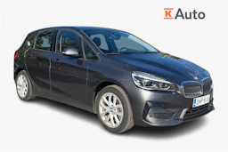 harmaa BMW 225 2020 kuva 1.