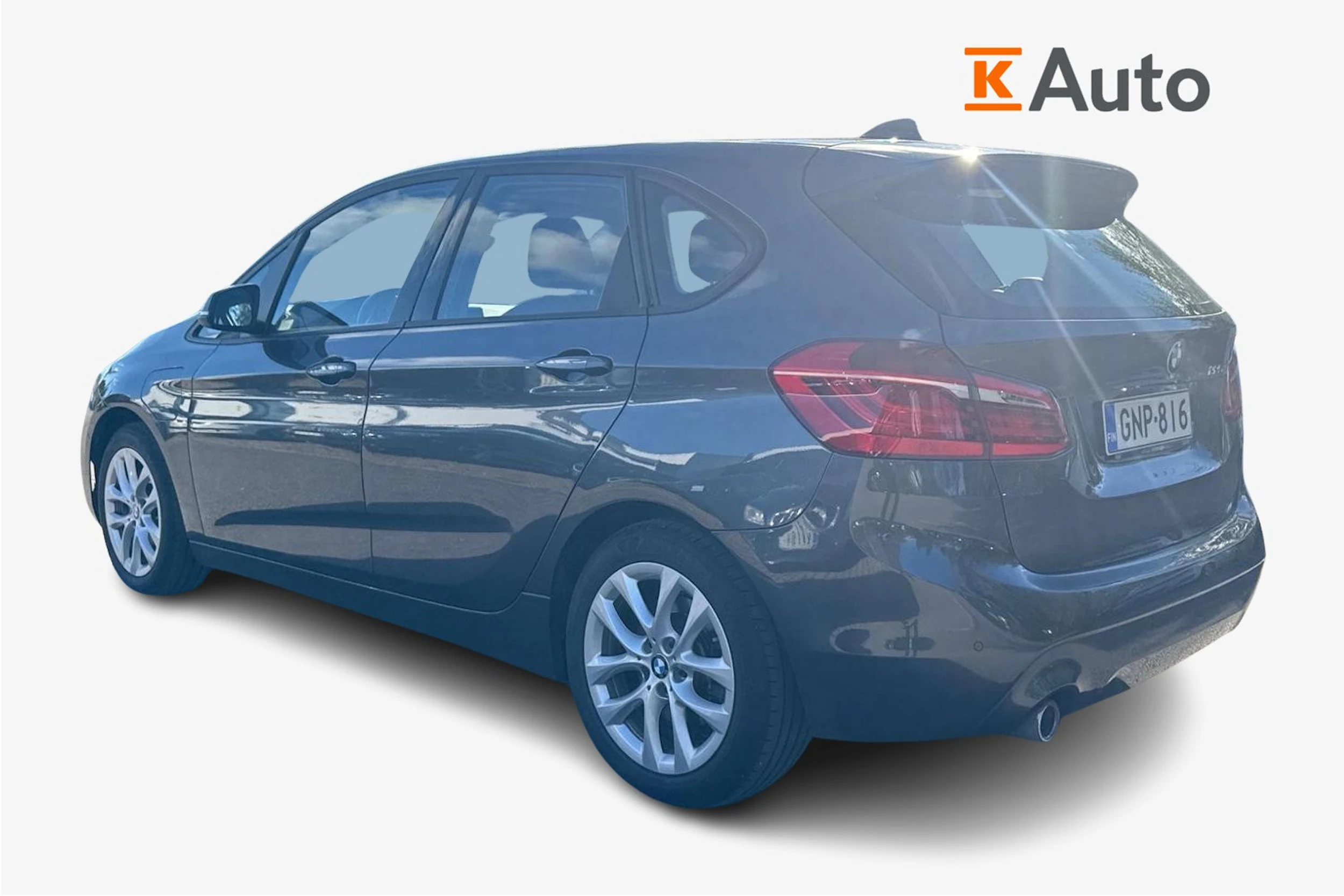 harmaa BMW 225 2020 kuva 2.