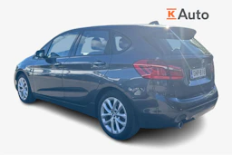 harmaa BMW 225 2020 kuva 2.