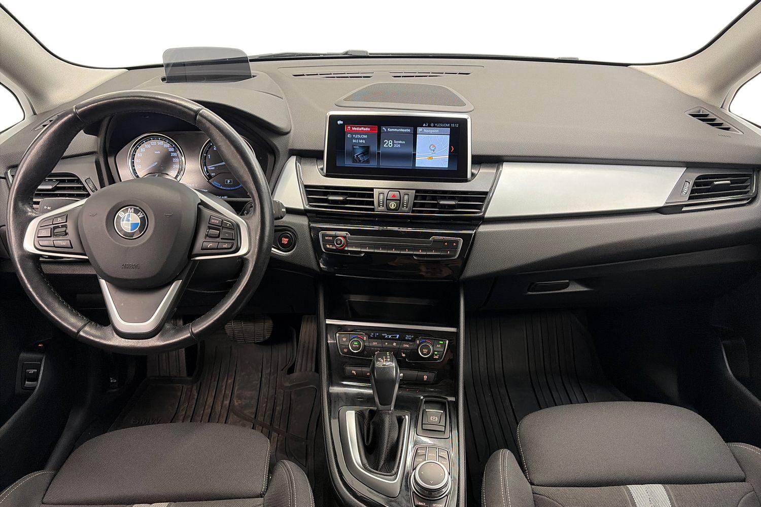 BMW 225 2020, kuva 7/29