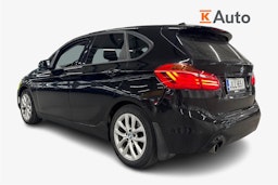 musta BMW 225 2020 kuva 2.