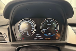 musta BMW 225 2020 kuva 18.