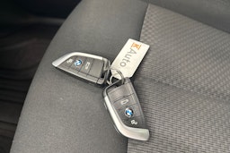 musta BMW 225 2020 kuva 31.