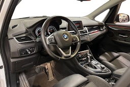 valkoinen BMW 225 2020 kuva 3.