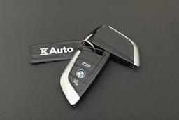 valkoinen BMW 225 2021 kuva 27.