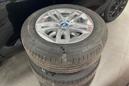 Harmaa BMW 225 2023 kuva 10.