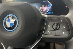 Harmaa BMW 225 2023 kuva 22.