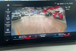 Harmaa BMW 225 2023 kuva 25.