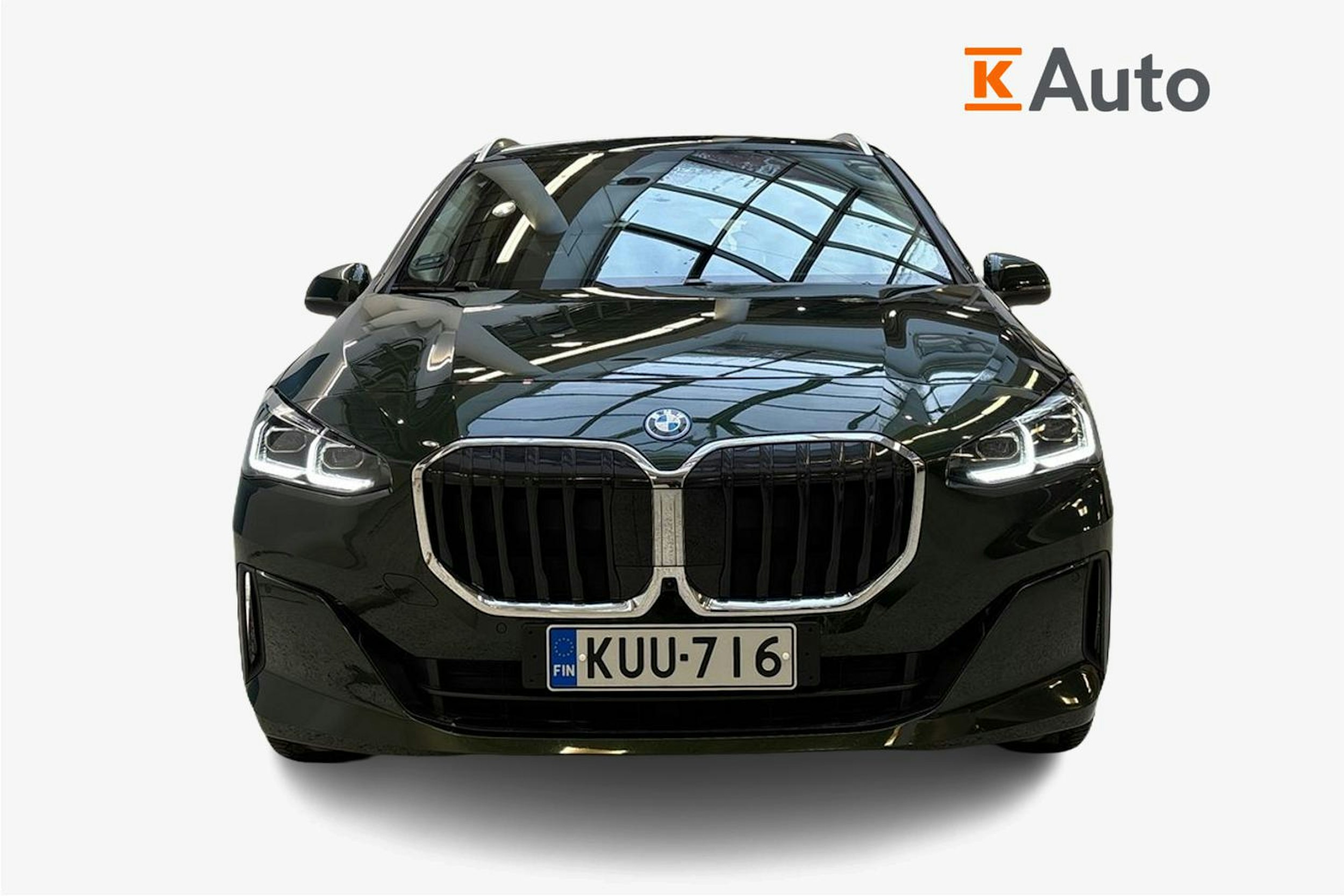 met. vihreä BMW 225 2023 kuva 5.