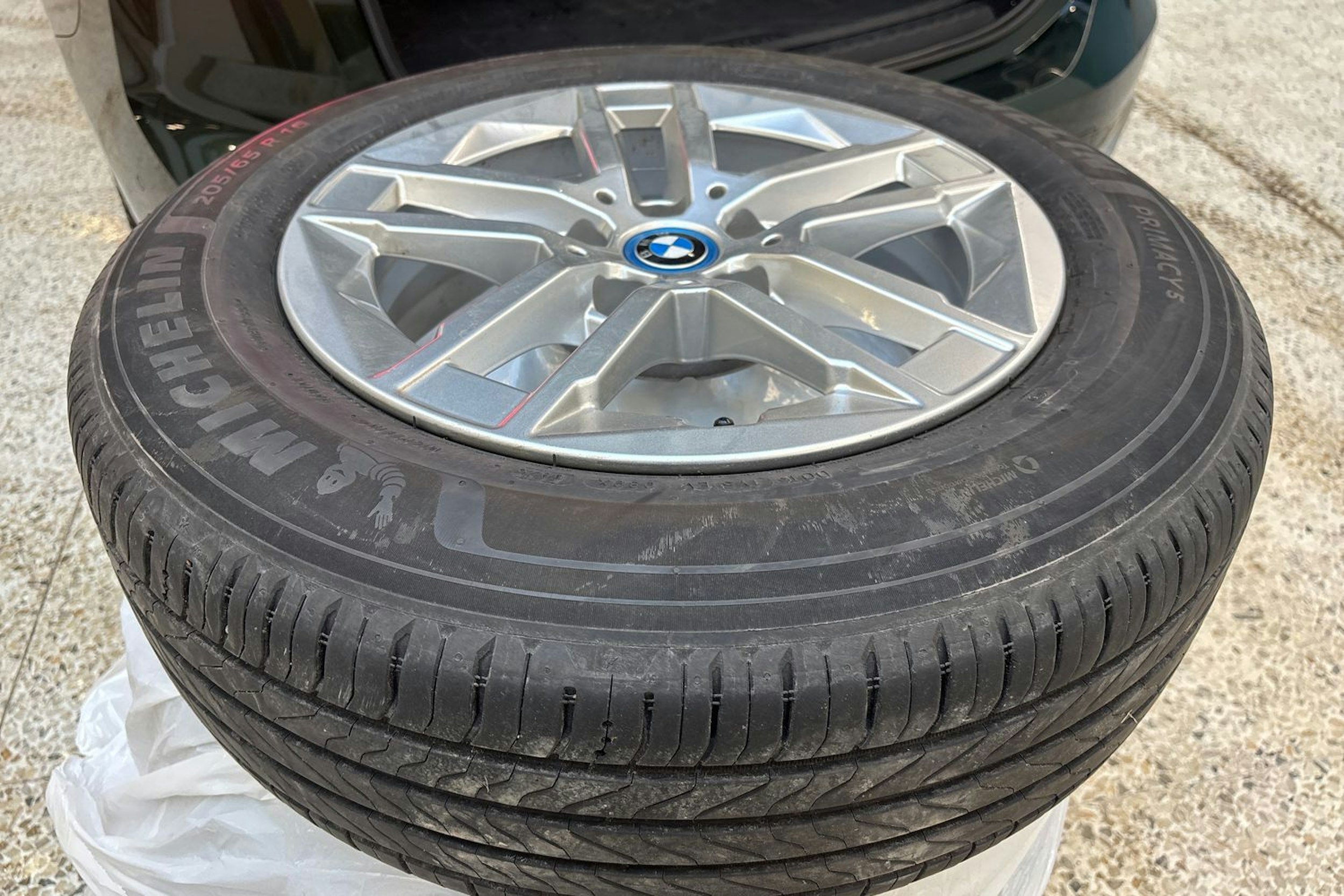 met. vihreä BMW 225 2023 kuva 14.