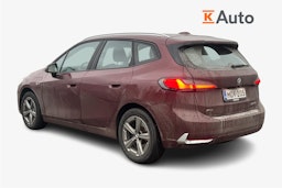 punainen BMW 225 2023 kuva 2.