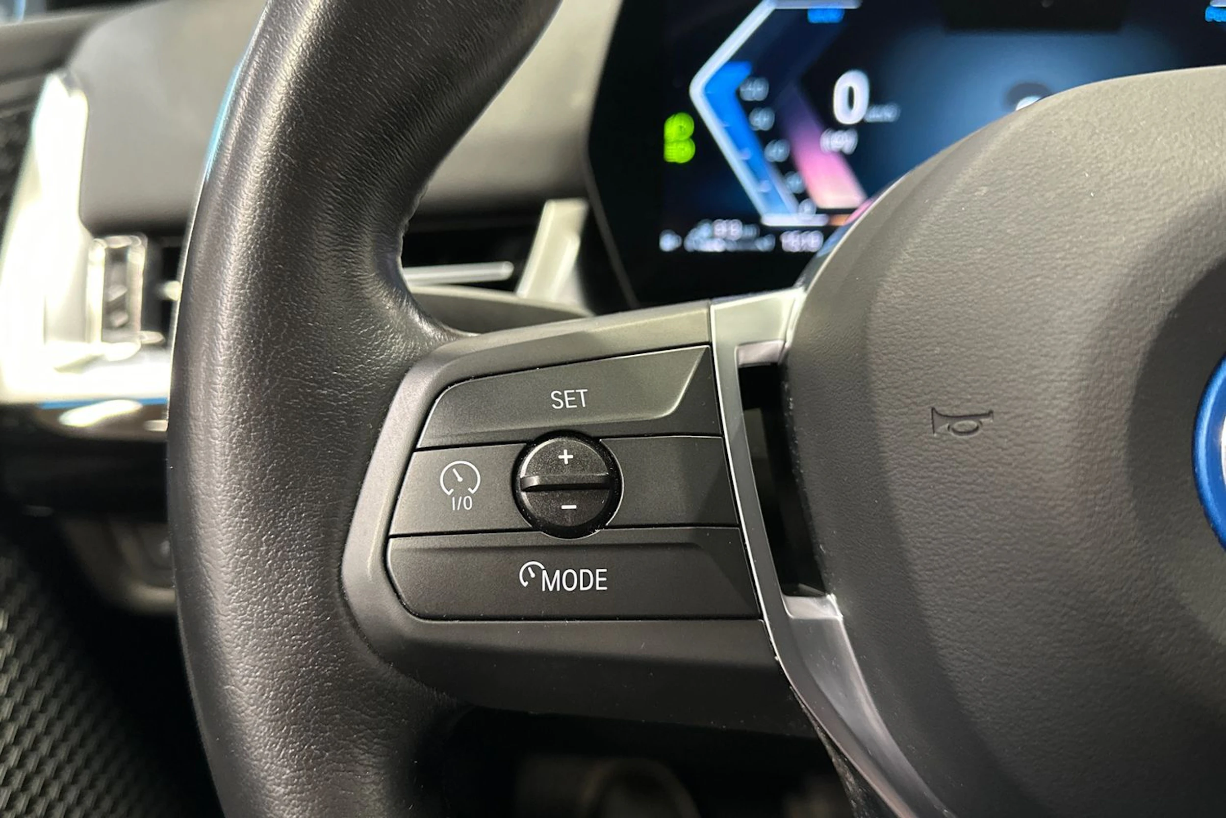 valkoinen BMW 225 2023 kuva 21.