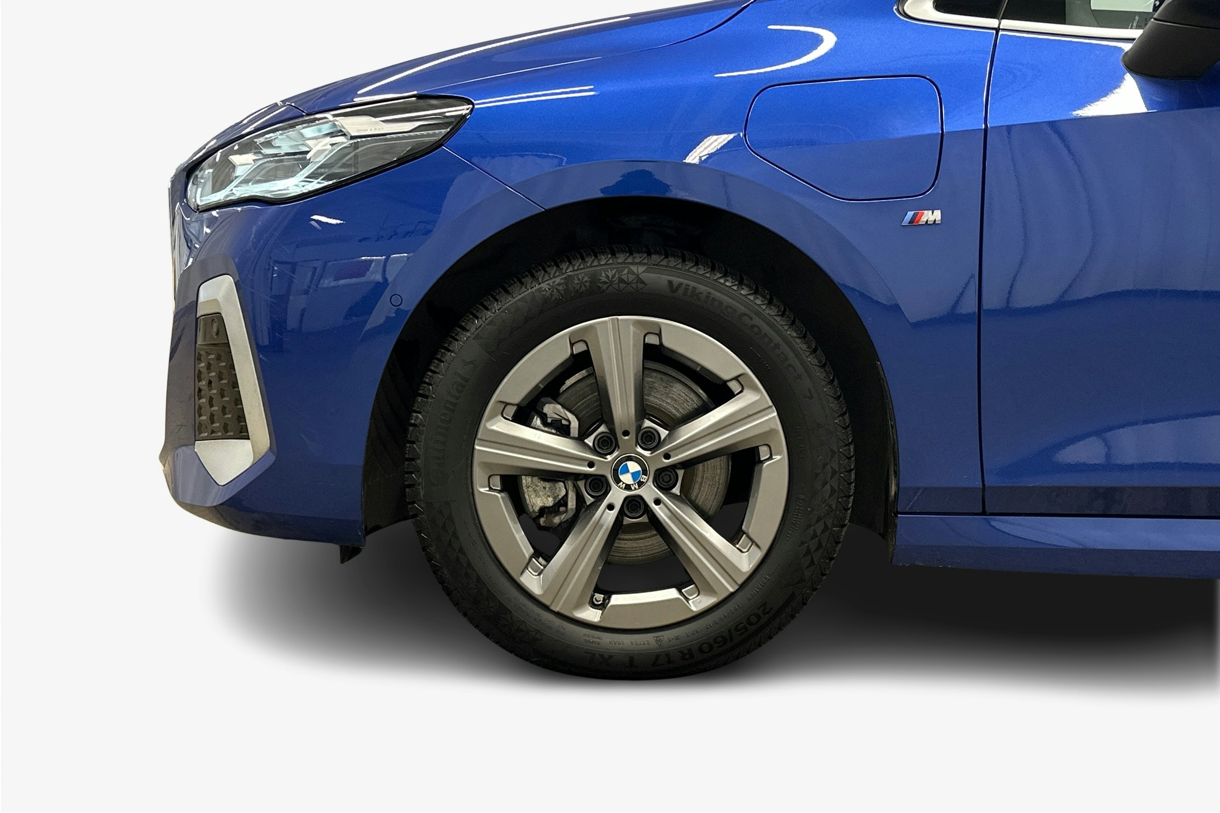 met. sininen BMW 225 2024 kuva 11.