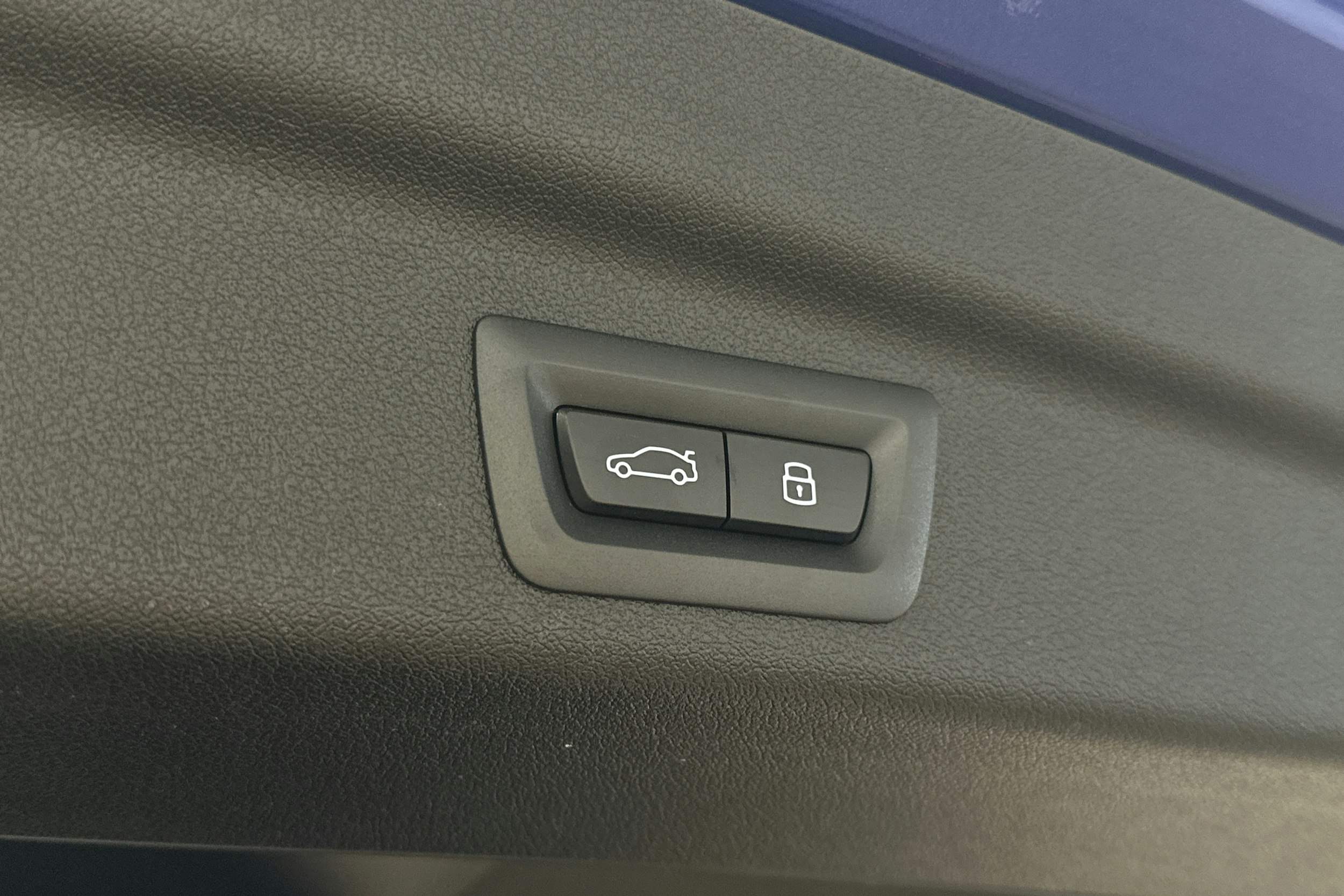 met. sininen BMW 225 2024 kuva 15.