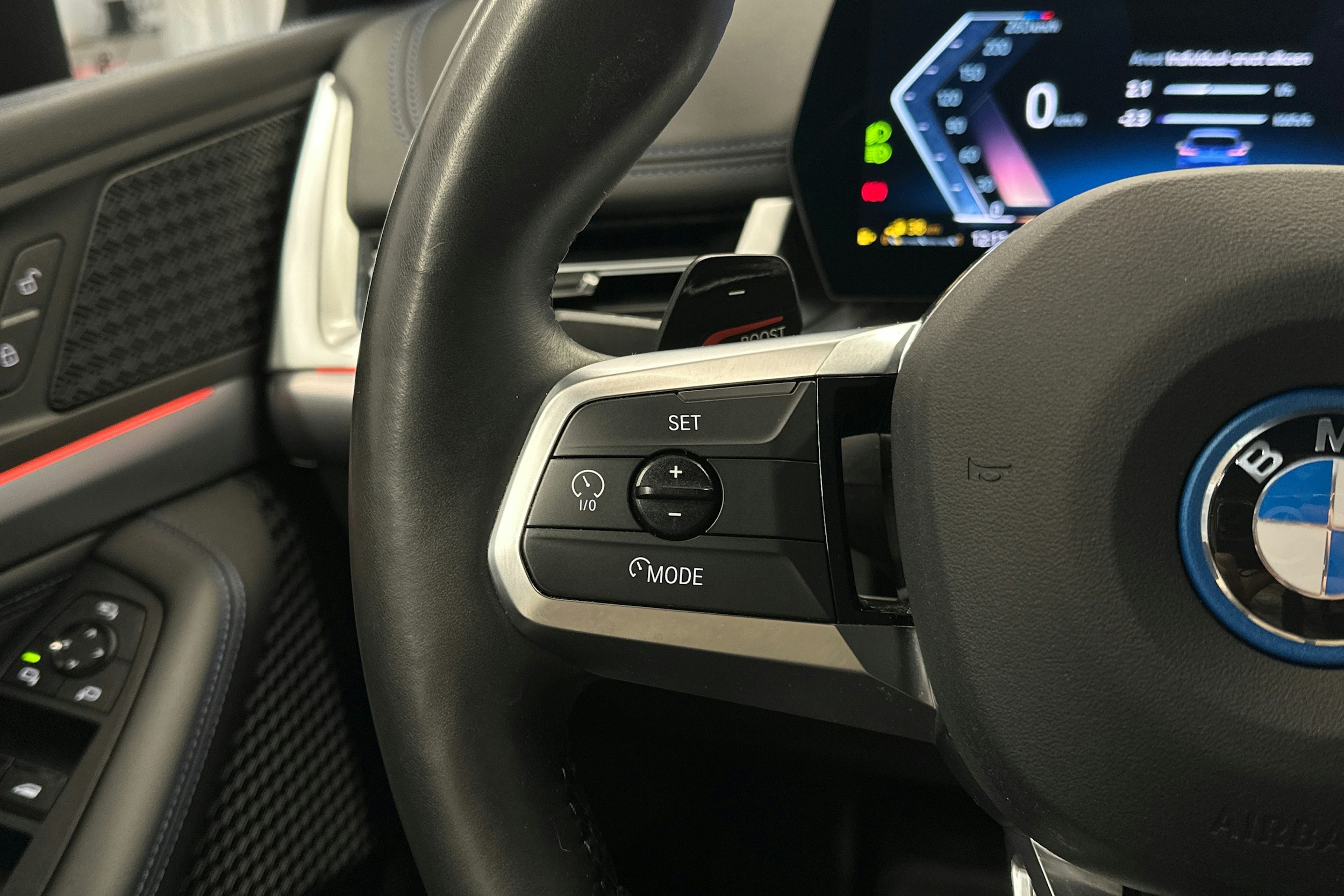 met. sininen BMW 225 2024 kuva 18.