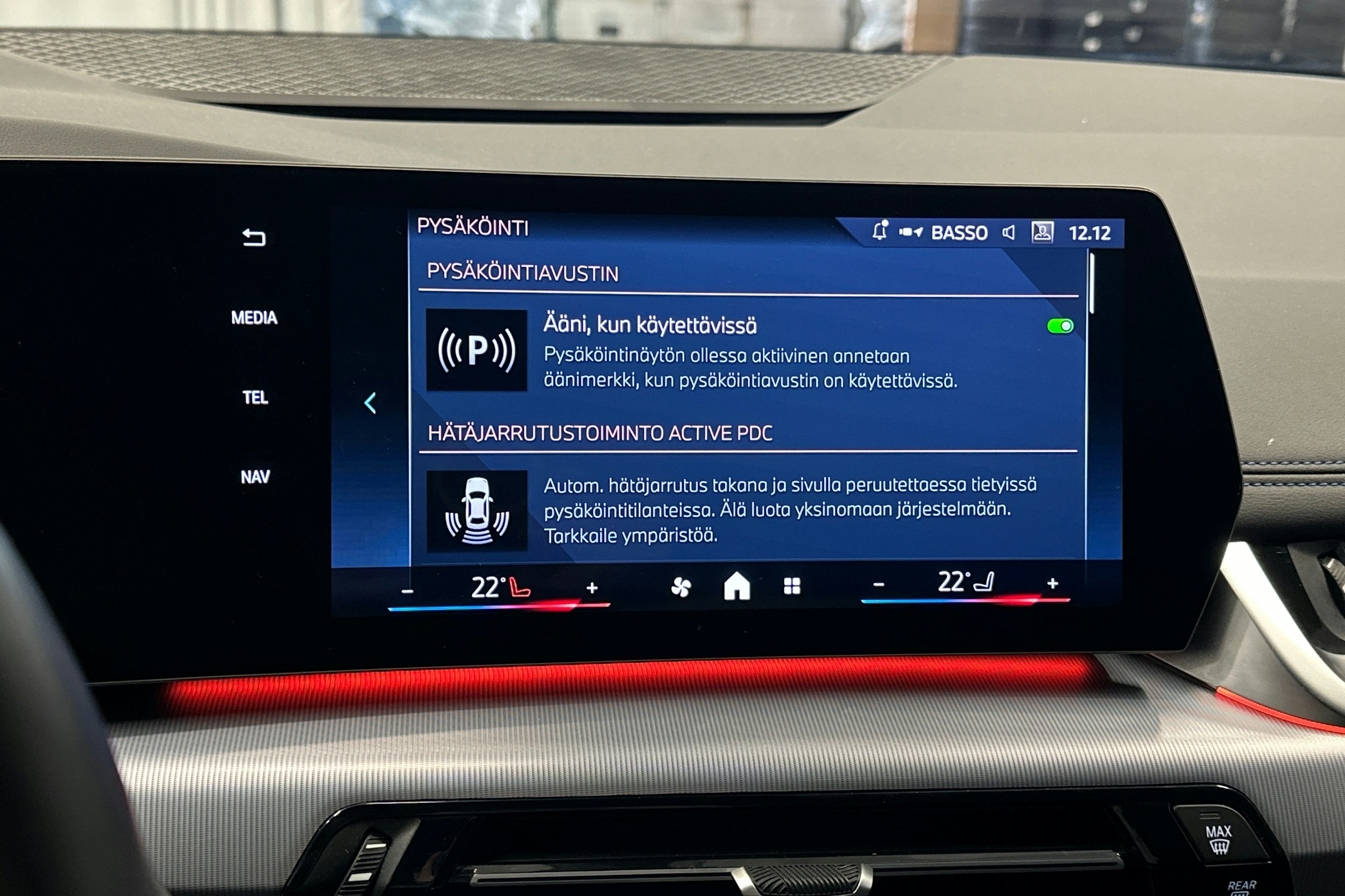 met. sininen BMW 225 2024 kuva 25.