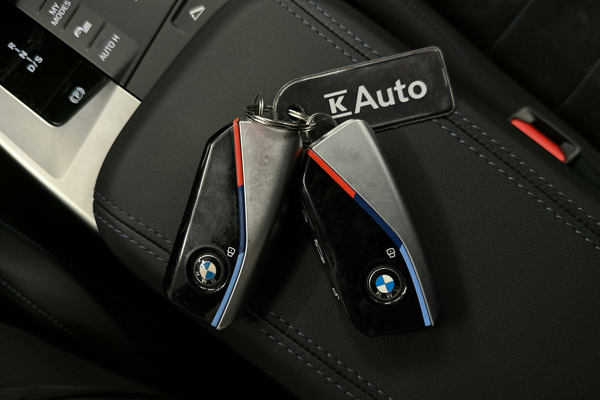 met. sininen BMW 225 2024 kuva 37.