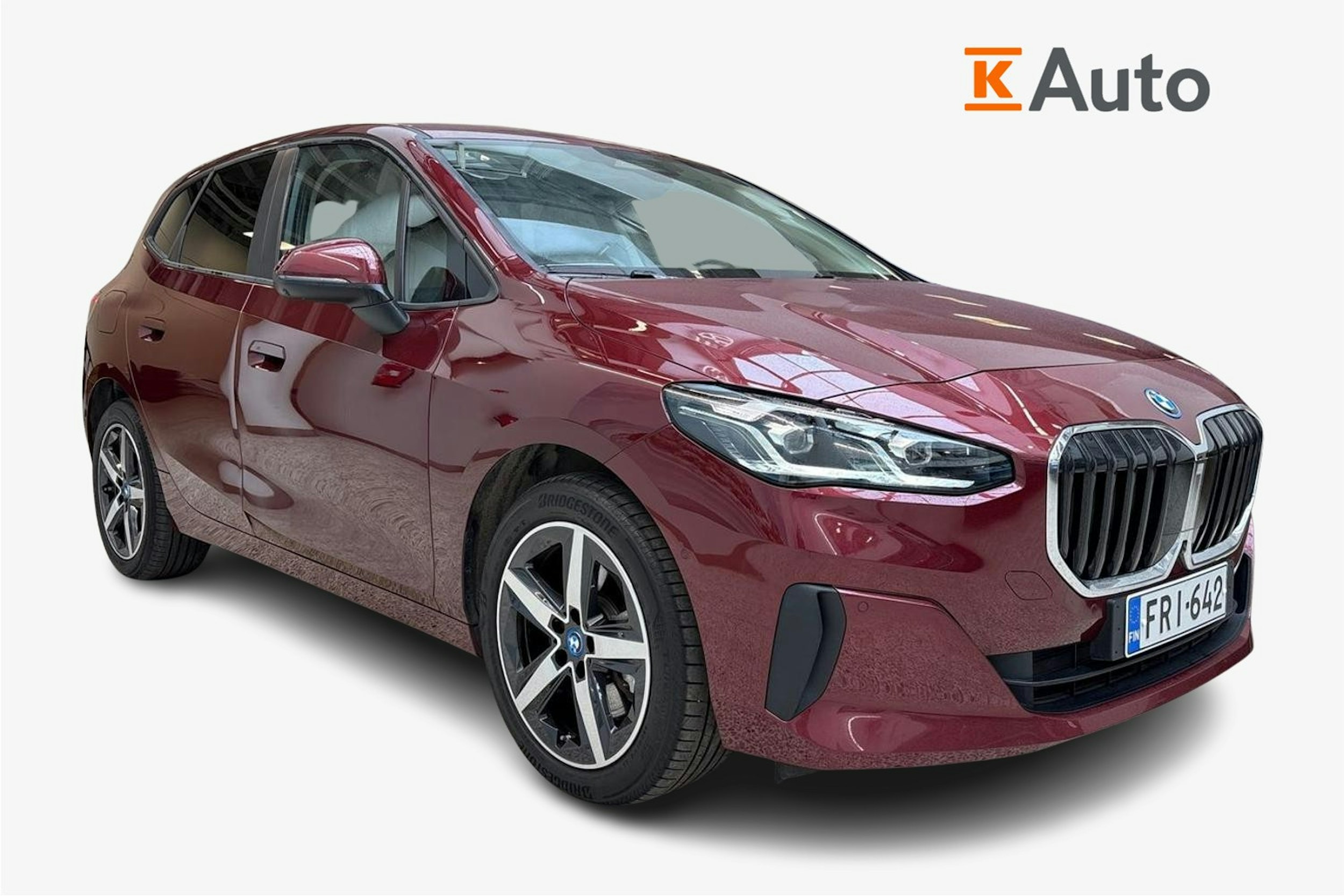 punainen BMW 230 2023 kuva 1.