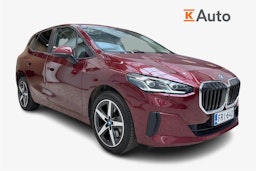 punainen BMW 230 2023 kuva 1.