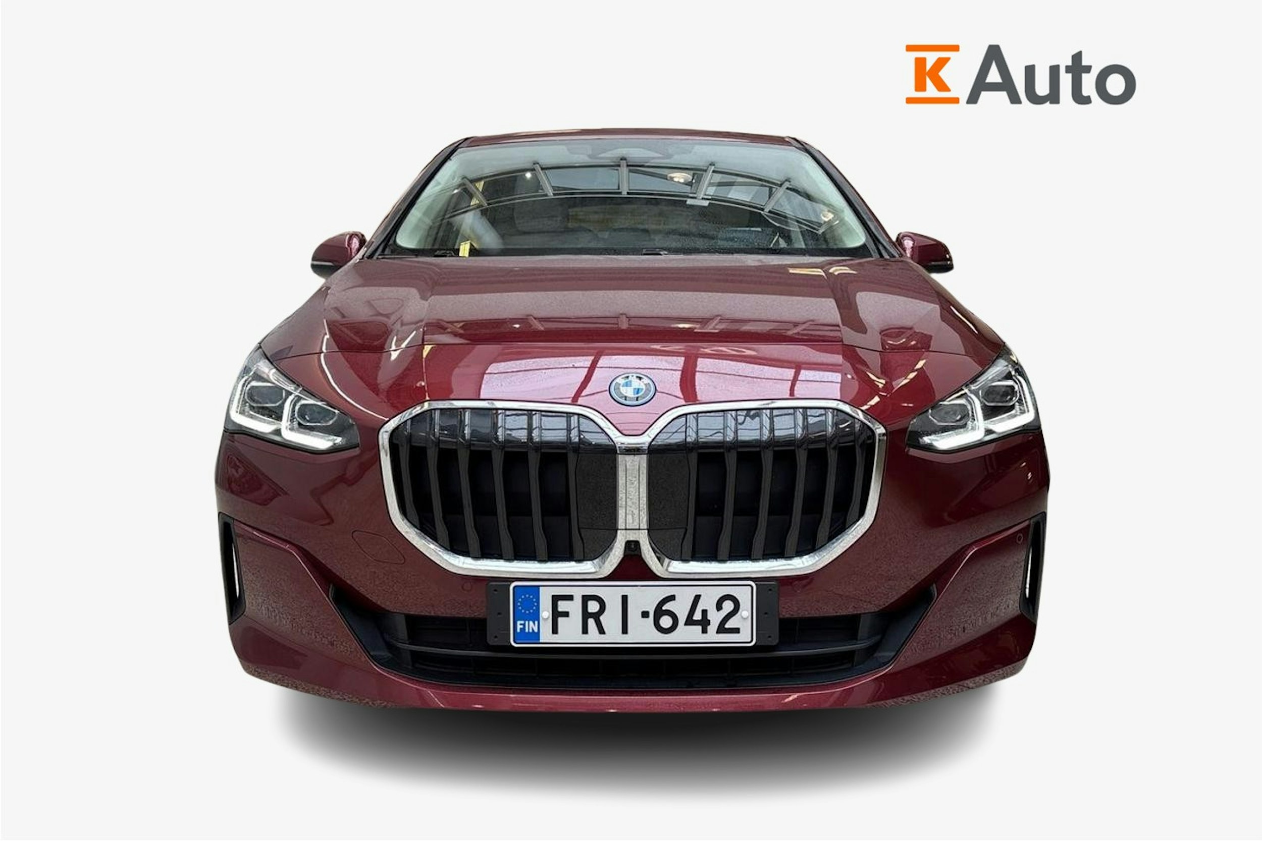 punainen BMW 230 2023 kuva 4.