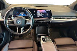 Valkoinen BMW 230 2023 kuva 7.