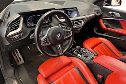 Musta BMW 235 2021 kuva 3.