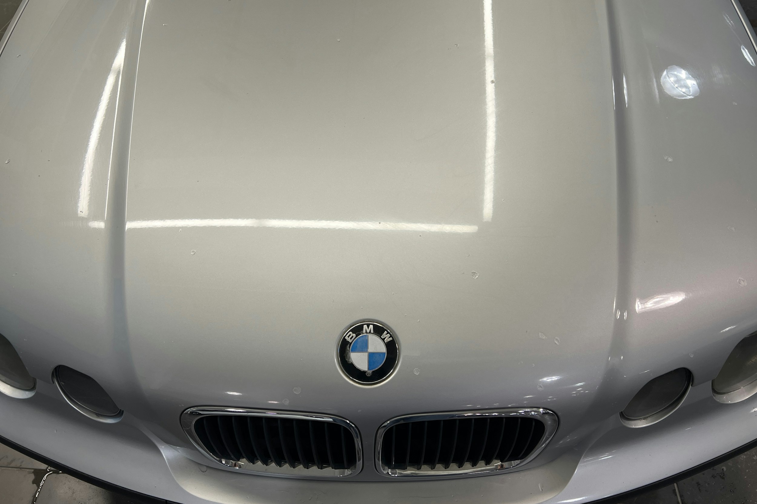 harmaa BMW 316 2004 kuva 19.