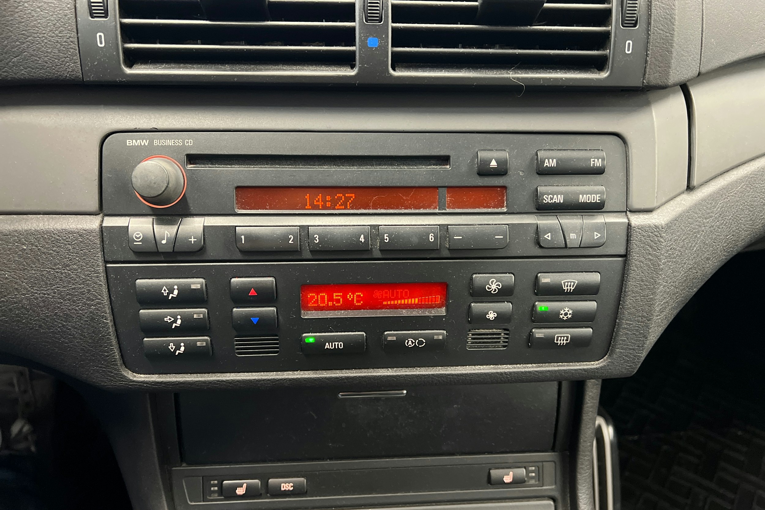 harmaa BMW 316 2004 kuva 23.