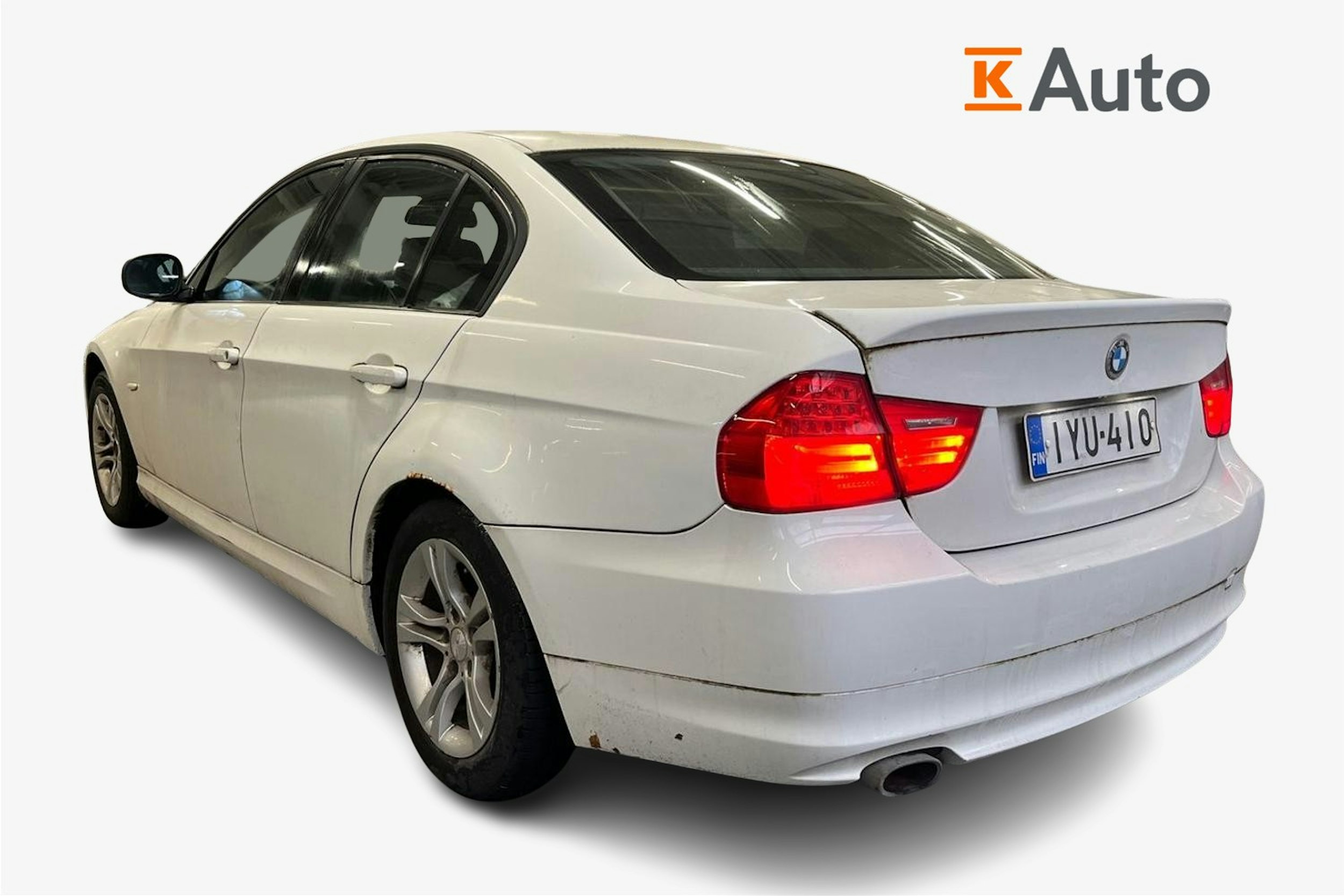 Valkoinen BMW 316 2008 kuva 2.