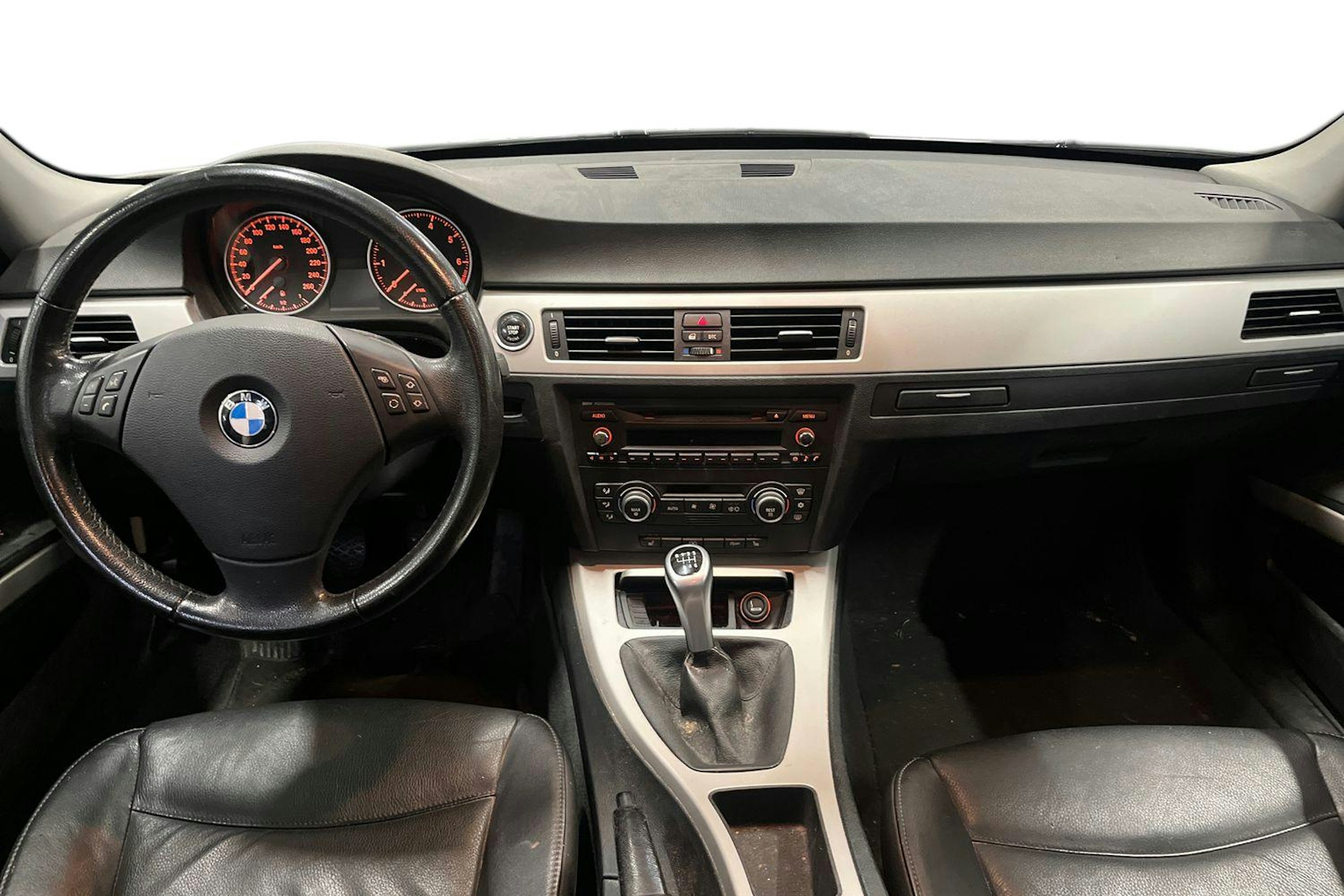 Valkoinen BMW 316 2008 kuva 7.