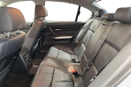 Valkoinen BMW 316 2008 kuva 8.