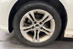 Valkoinen BMW 316 2008 kuva 9.