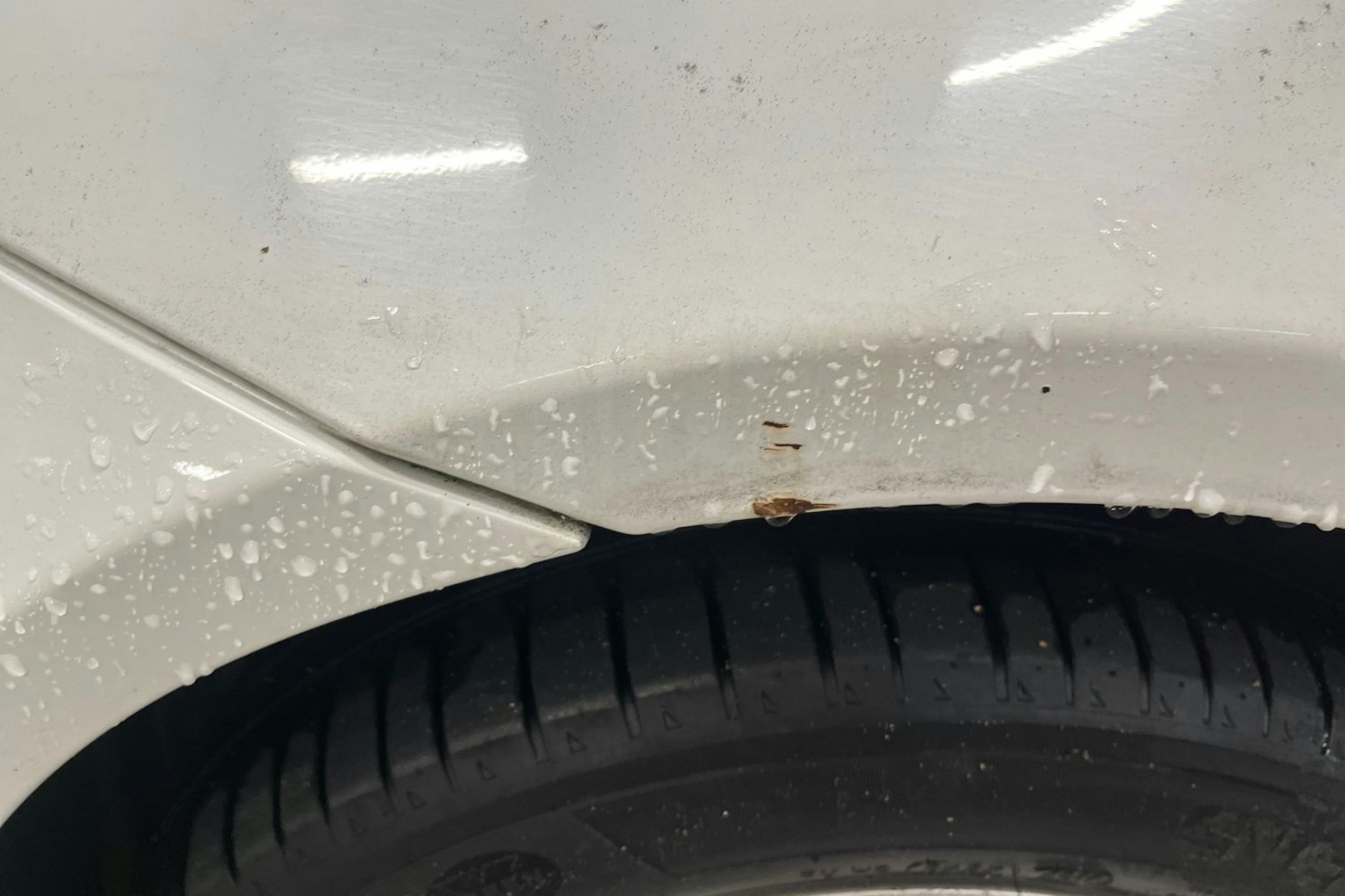 Valkoinen BMW 316 2008 kuva 24.