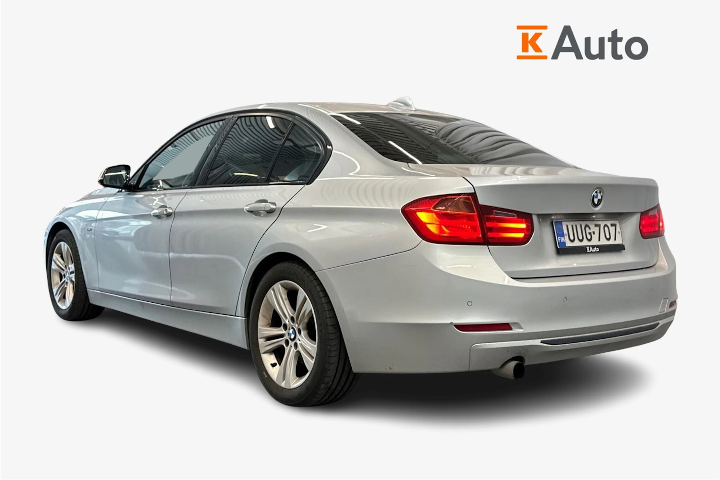 hopea BMW 316 2013 kuva 2.