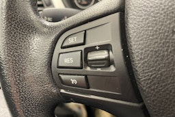 valkoinen BMW 316 2014 kuva 12.