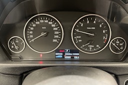 valkoinen BMW 316 2014 kuva 14.