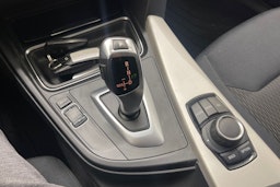 valkoinen BMW 316 2014 kuva 18.