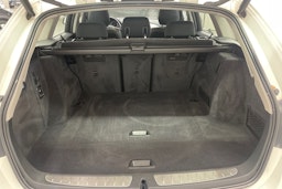 valkoinen BMW 316 2014 kuva 19.