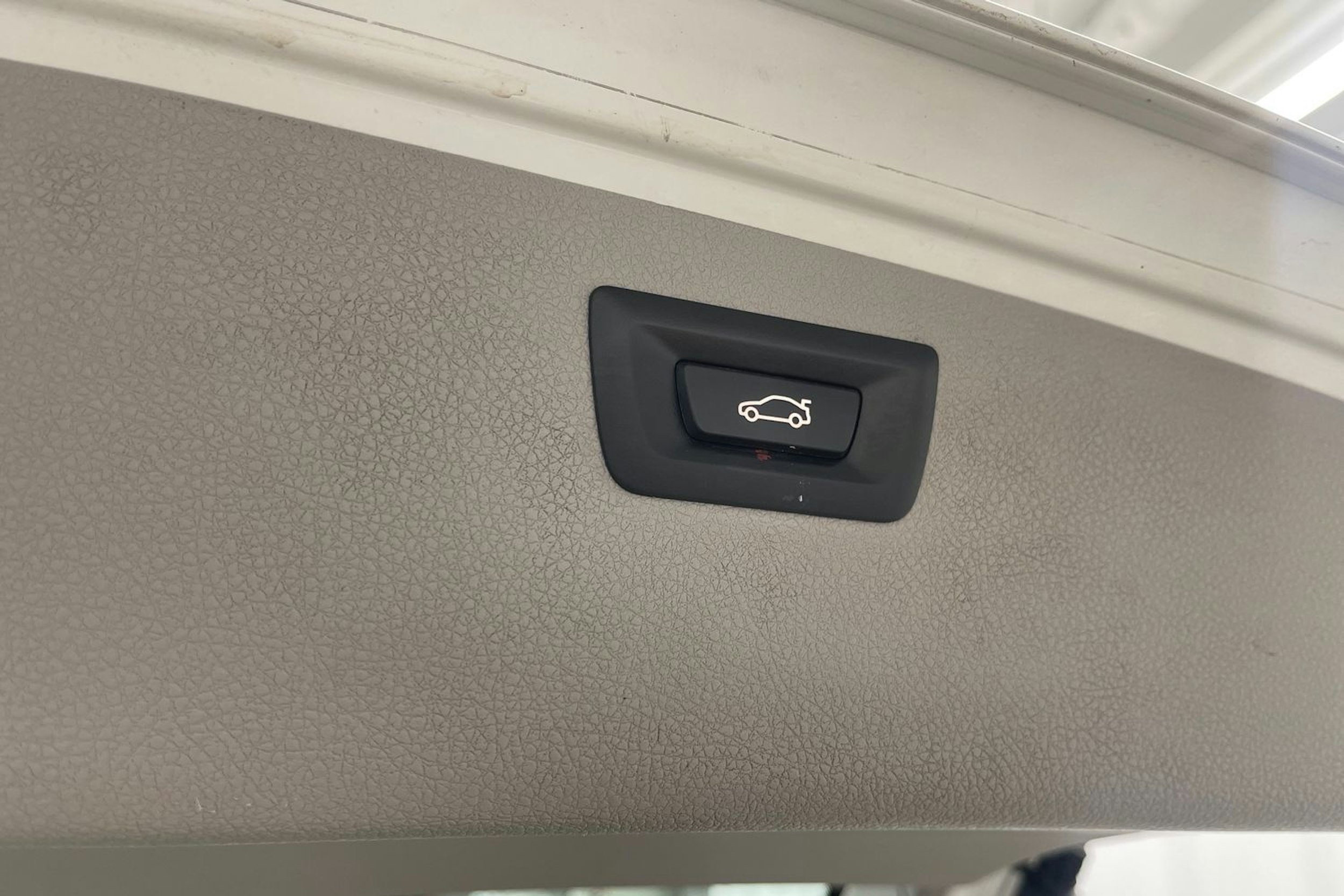 valkoinen BMW 316 2014 kuva 20.